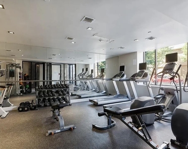 2-26 50th Avenue - Photo Thumbnail 6