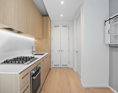 98 Front Street - Photo Thumbnail 2