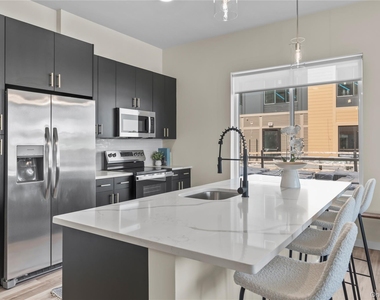 169 N Main Street - Photo Thumbnail 32