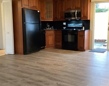 5 Evelyn Road - Photo Thumbnail 5