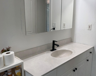 262 N Dunton Avenue - Photo Thumbnail 5