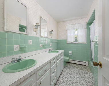 50 Aspinwall Road - Photo Thumbnail 25