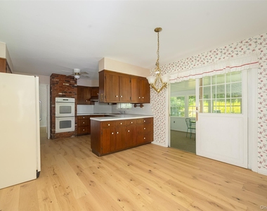 50 Aspinwall Road - Photo Thumbnail 8