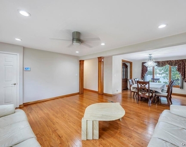 59 Andover Lane - Photo Thumbnail 12