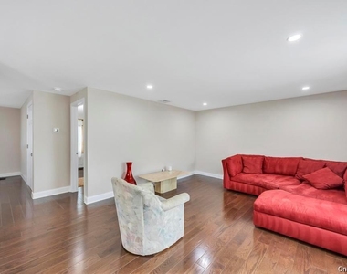 59 Andover Lane - Photo Thumbnail 16