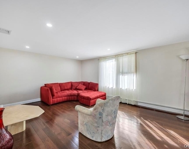 59 Andover Lane - Photo Thumbnail 15