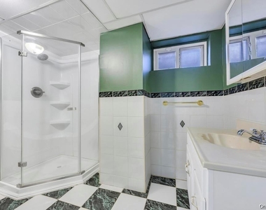 59 Andover Lane - Photo Thumbnail 24