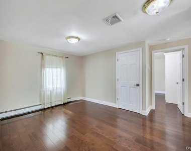 59 Andover Lane - Photo Thumbnail 18