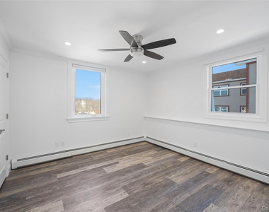 103 Croton Avenue - Photo Thumbnail 9