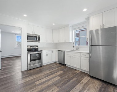 103 Croton Avenue - Photo Thumbnail 3