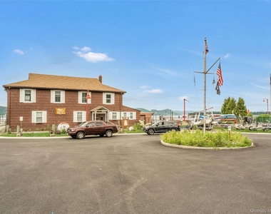 103 Croton Avenue - Photo Thumbnail 19