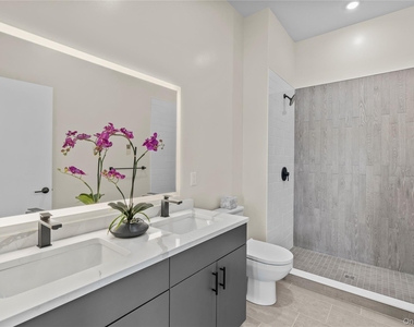 169 N Main Street - Photo Thumbnail 38