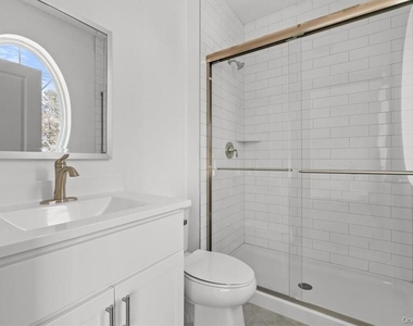 75 Forester Avenue - Photo Thumbnail 9