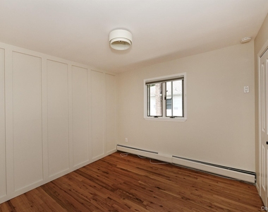 44 Derby Avenue - Photo Thumbnail 10