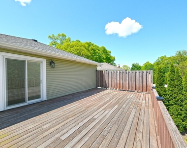 44 Derby Avenue - Photo Thumbnail 13