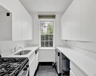 1 Ash Place - Photo Thumbnail 5