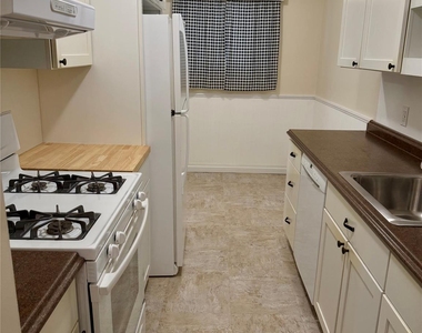 600 Commons Way - Photo Thumbnail 4
