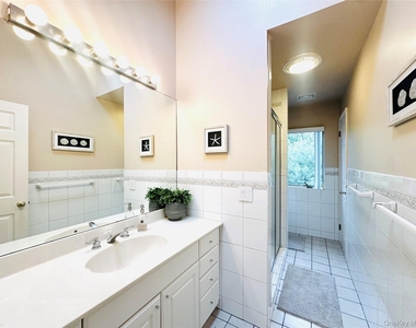 40 Hilltop Road - Photo Thumbnail 13