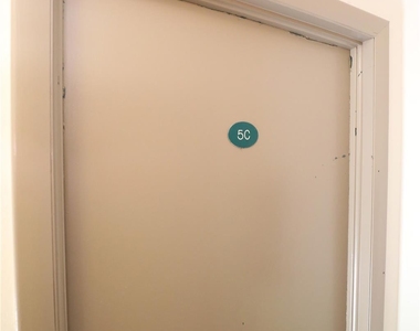 30 Lamb Avenue - Photo Thumbnail 3