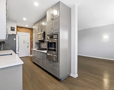 11 Alden Road - Photo Thumbnail 8