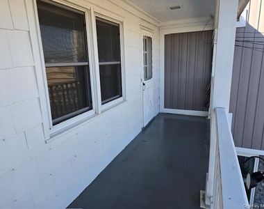 40 Bayville Avenue - Photo Thumbnail 2