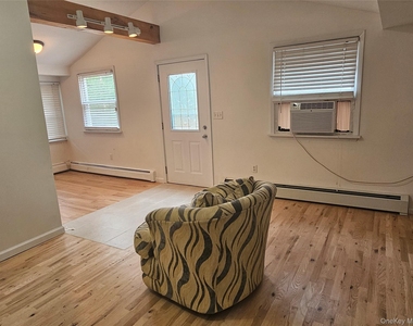 79 Buckberg Road - Photo Thumbnail 7