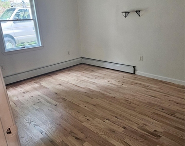79 Buckberg Road - Photo Thumbnail 12