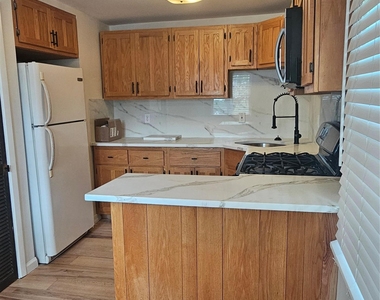 79 Buckberg Road - Photo Thumbnail 3