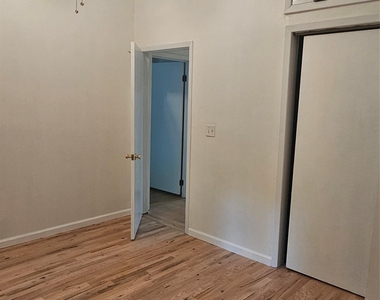 79 Buckberg Road - Photo Thumbnail 14