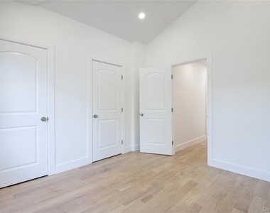 30 Kirkwood - Photo Thumbnail 23