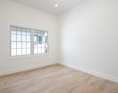 30 Kirkwood - Photo Thumbnail 26