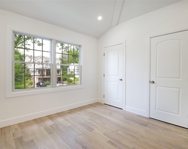 30 Kirkwood - Photo Thumbnail 21