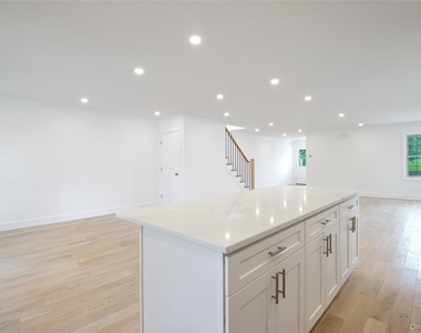30 Kirkwood - Photo Thumbnail 10