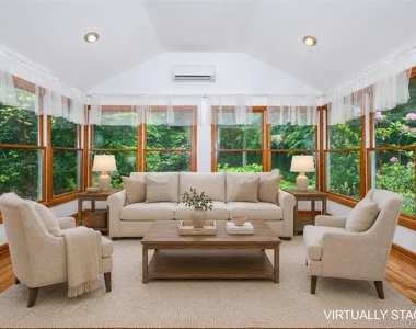 25 Crosshill Road - Photo Thumbnail 9