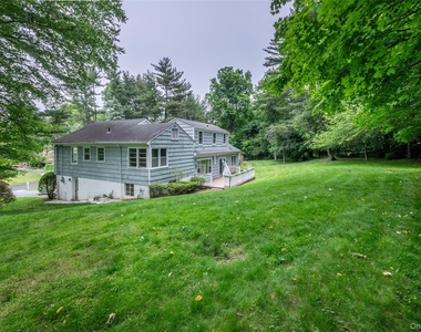 25 Crosshill Road - Photo Thumbnail 24