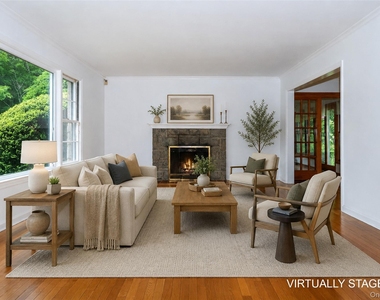 25 Crosshill Road - Photo Thumbnail 2