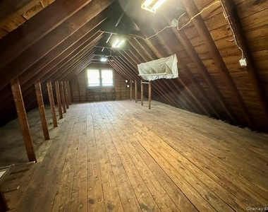 78 Wood Street - Photo Thumbnail 10