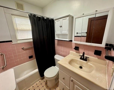 78 Wood Street - Photo Thumbnail 7