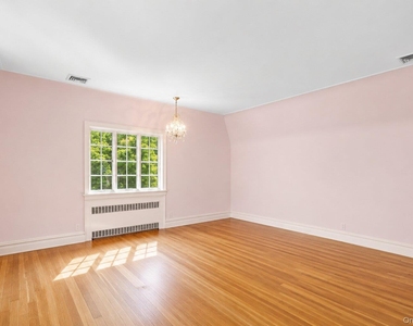 72 Hampton Road - Photo Thumbnail 17