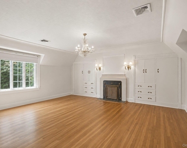 72 Hampton Road - Photo Thumbnail 14