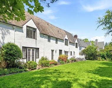 72 Hampton Road - Photo Thumbnail 25
