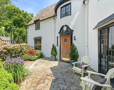 72 Hampton Road - Photo Thumbnail 28