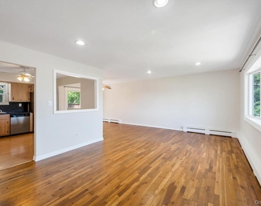 5 Linden Avenue - Photo Thumbnail 3