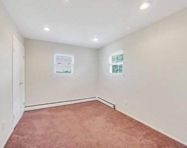 5 Linden Avenue - Photo Thumbnail 17