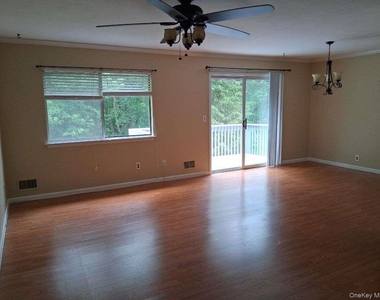 188 Long Hill Drive - Photo Thumbnail 2