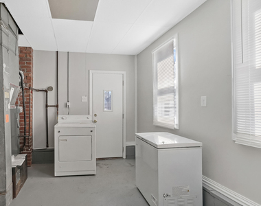 3840 Bart Avenue - Photo Thumbnail 9