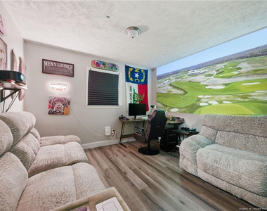 202 N Jackson Street - Photo Thumbnail 20