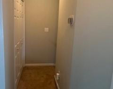 104 Brett Court - Photo Thumbnail 13