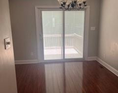 104 Brett Court - Photo Thumbnail 11