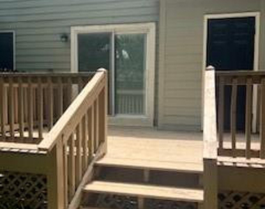 104 Brett Court - Photo Thumbnail 28